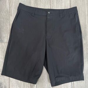 lululemon Men’s Black Commission Golf Short 10"